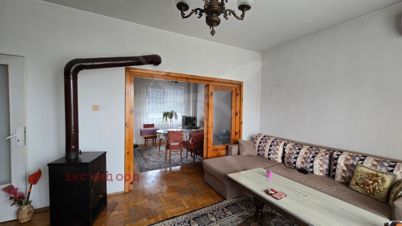 Продава МНОГОСТАЕН, гр. Пловдив, Каменица 1