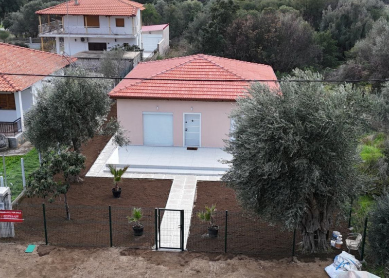 Продава КЪЩА, Извън страната, област Извън страната