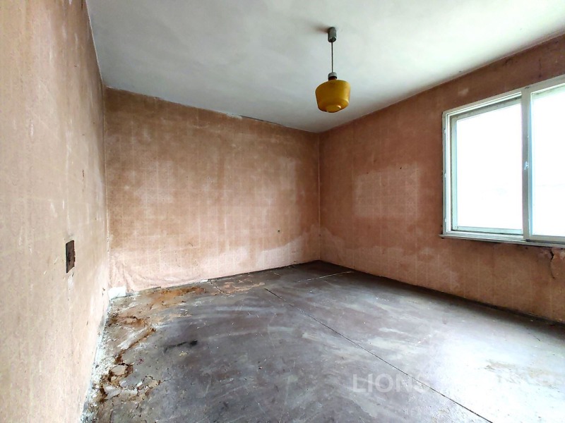 Продава КЪЩА, гр. Варна, с. Тополи, снимка 8 - Къщи - 53278281