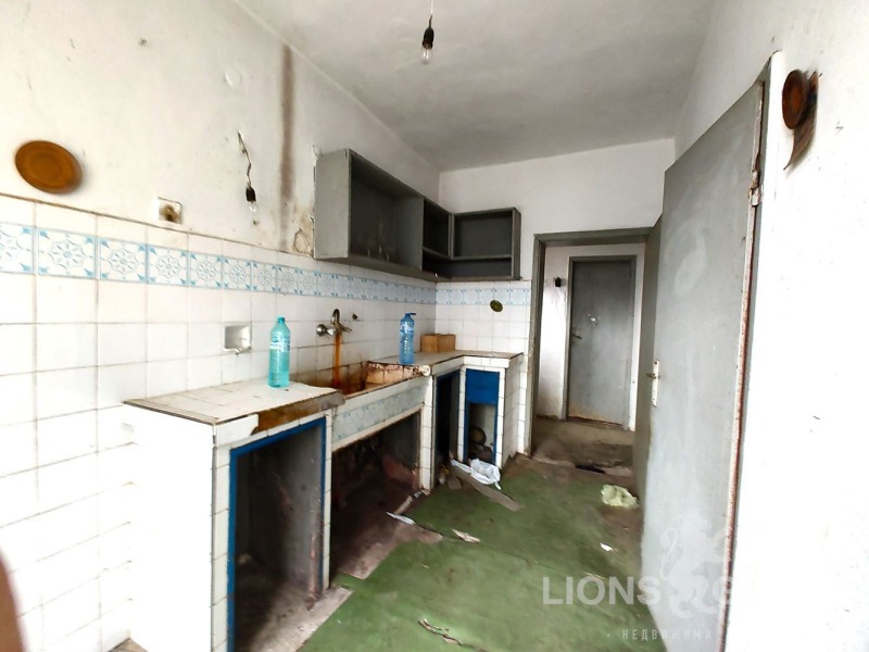 Продава КЪЩА, гр. Варна, с. Тополи, снимка 6 - Къщи - 53278281