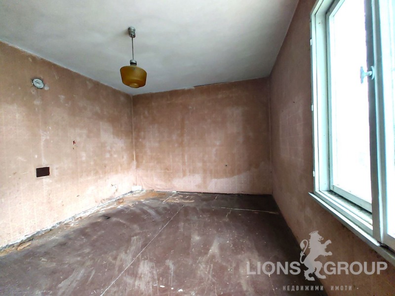 Продава КЪЩА, гр. Варна, с. Тополи, снимка 9 - Къщи - 53278281