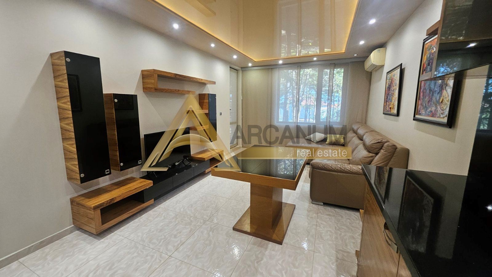 Продава 3-СТАЕН, гр. Варна, м-т Ален мак, снимка 2 - Апартаменти - 54145321