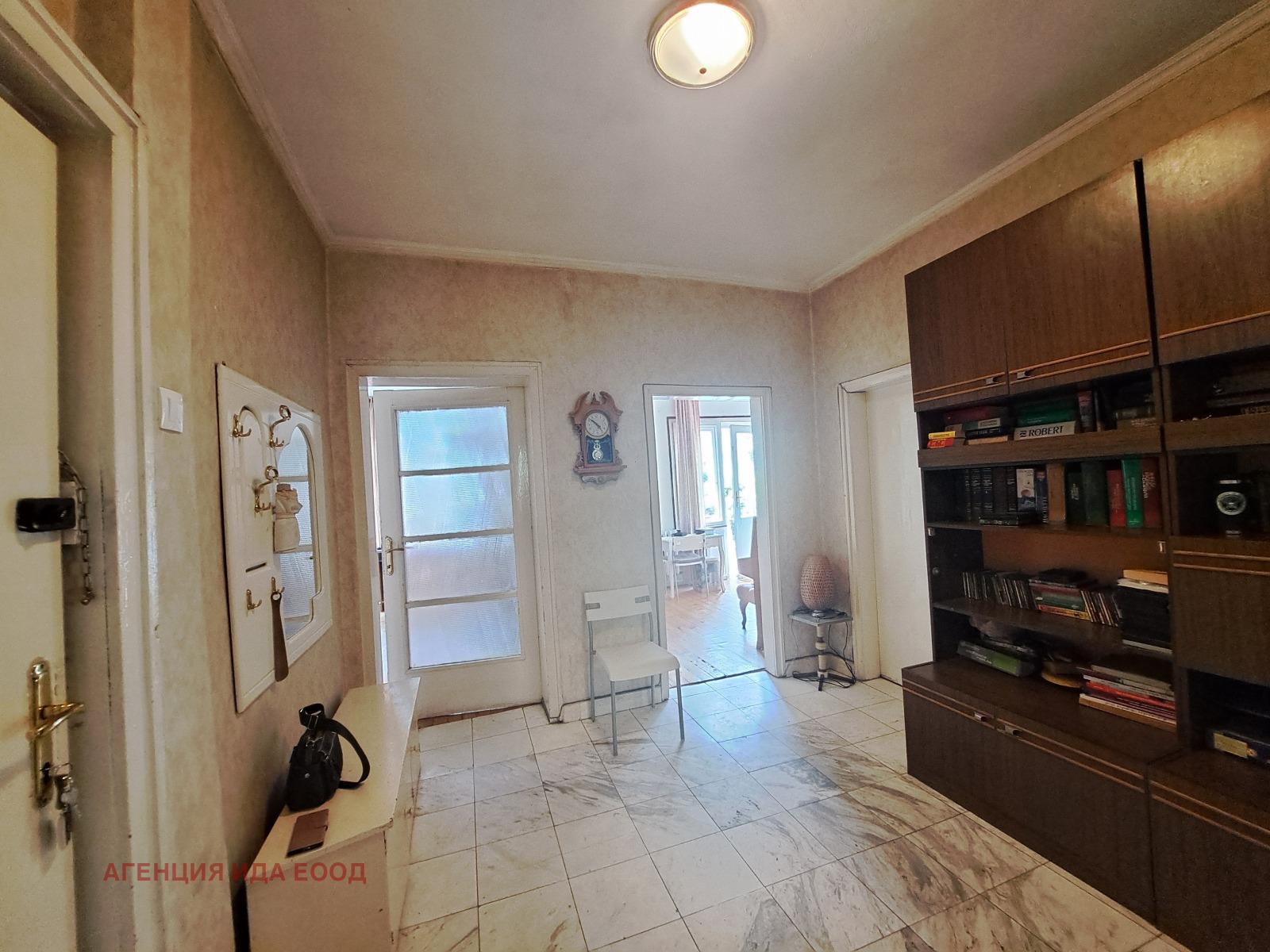 Продава 4-СТАЕН, гр. София, Център, снимка 2 - Апартаменти - 54881795