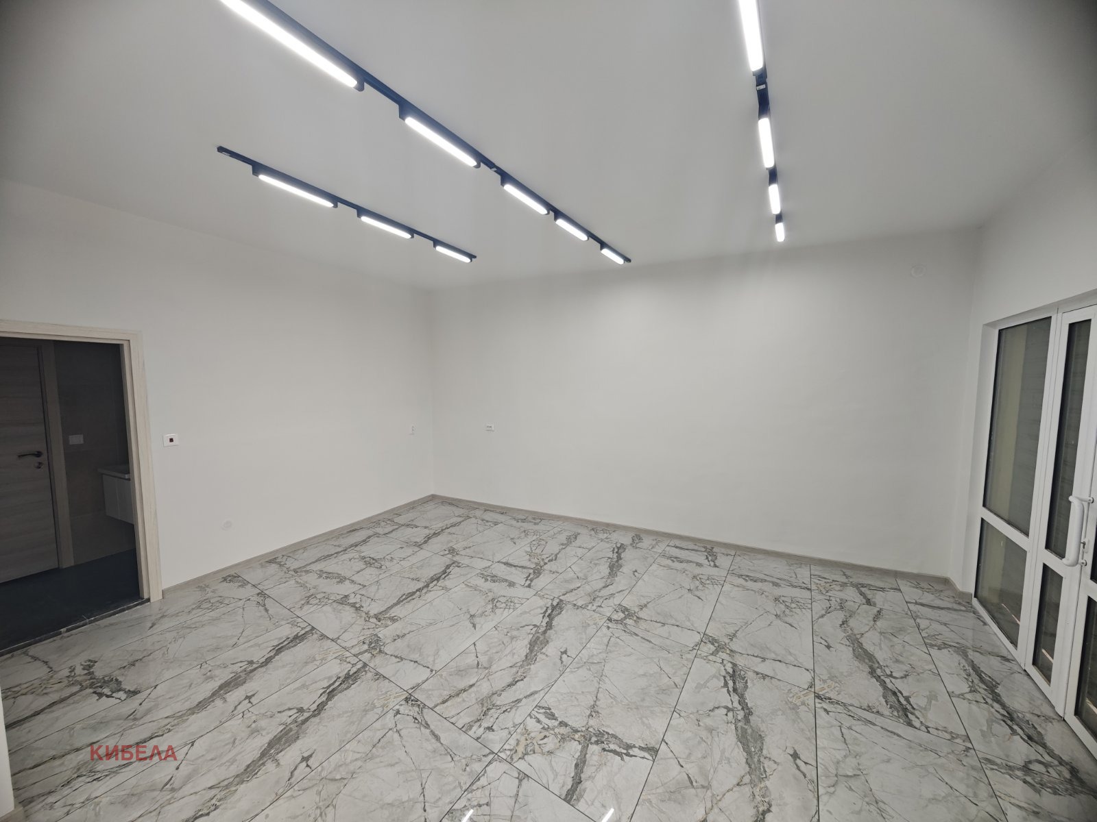 Продава МАГАЗИН, гр. Плевен, 9-ти квартал, снимка 3 - Магазини - 52318390