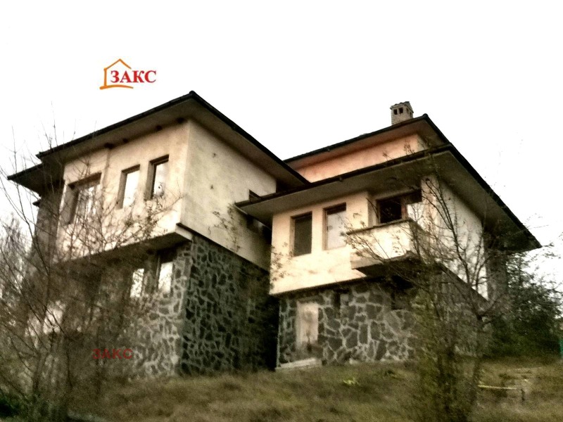 Продава КЪЩА в област Кърджали, с. Жълтуша - 397 кв.м / При запитване, ЗАКС