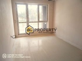 2 bedroom m-t Alen mak, Varna 4