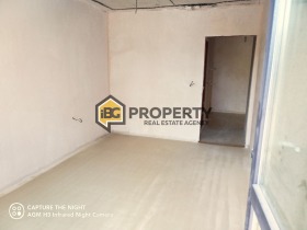 2 bedroom m-t Alen mak, Varna 7