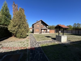 Hus Elin Pelin, region Sofia 2