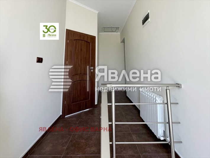 Продава КЪЩА, с. Оброчище, област Добрич, снимка 12 - Къщи - 49407795