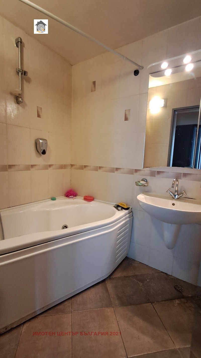 Продаја  2 спаваће собе Плевен , Идеален центар , 140 м2 | 85153603 - слика [6]