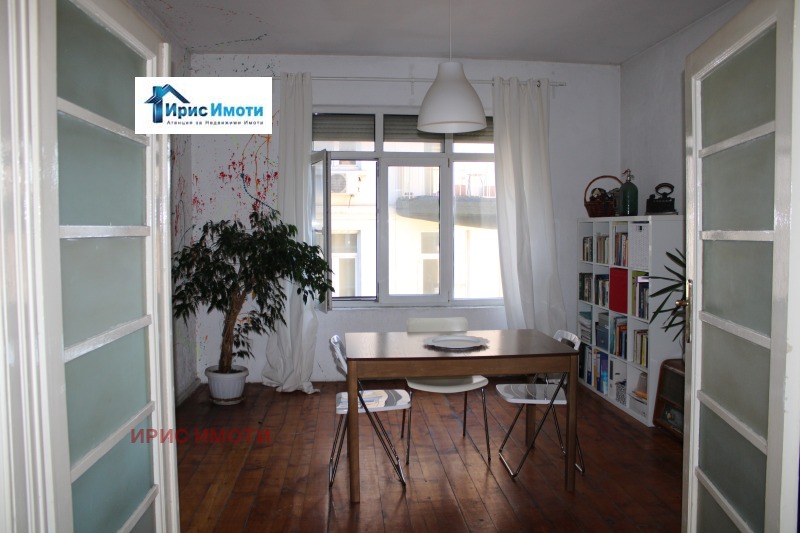 De vânzare  2 dormitoare Sofia , Țentâr , 169 mp | 29226288