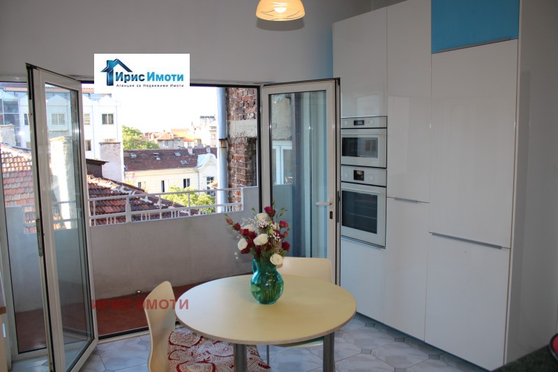 De vânzare  2 dormitoare Sofia , Țentâr , 169 mp | 29226288 - imagine [7]
