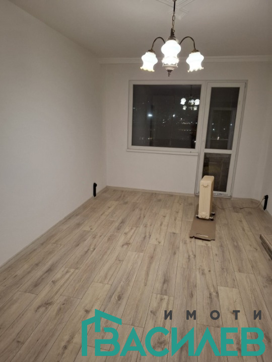 Продава 3-СТАЕН, гр. София, Лагера, снимка 2 - Апартаменти - 53255485