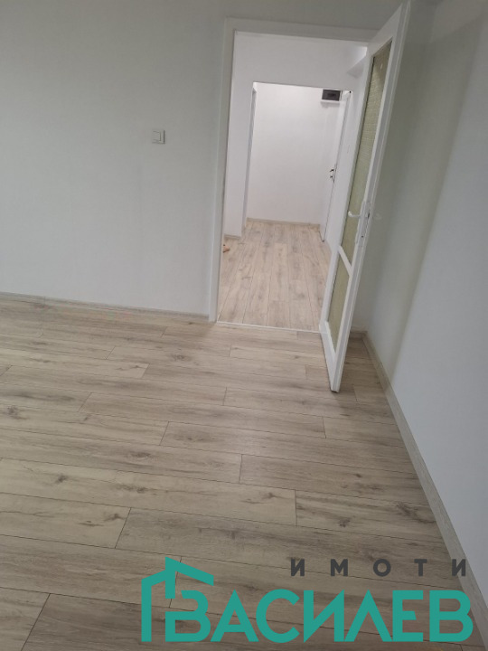 Продава 3-СТАЕН, гр. София, Лагера, снимка 3 - Апартаменти - 53255485