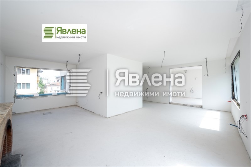 Na prodej  3+ ložnice Sofia , Doktorski pametnik , 250 m2 | 58164033 - obraz [8]