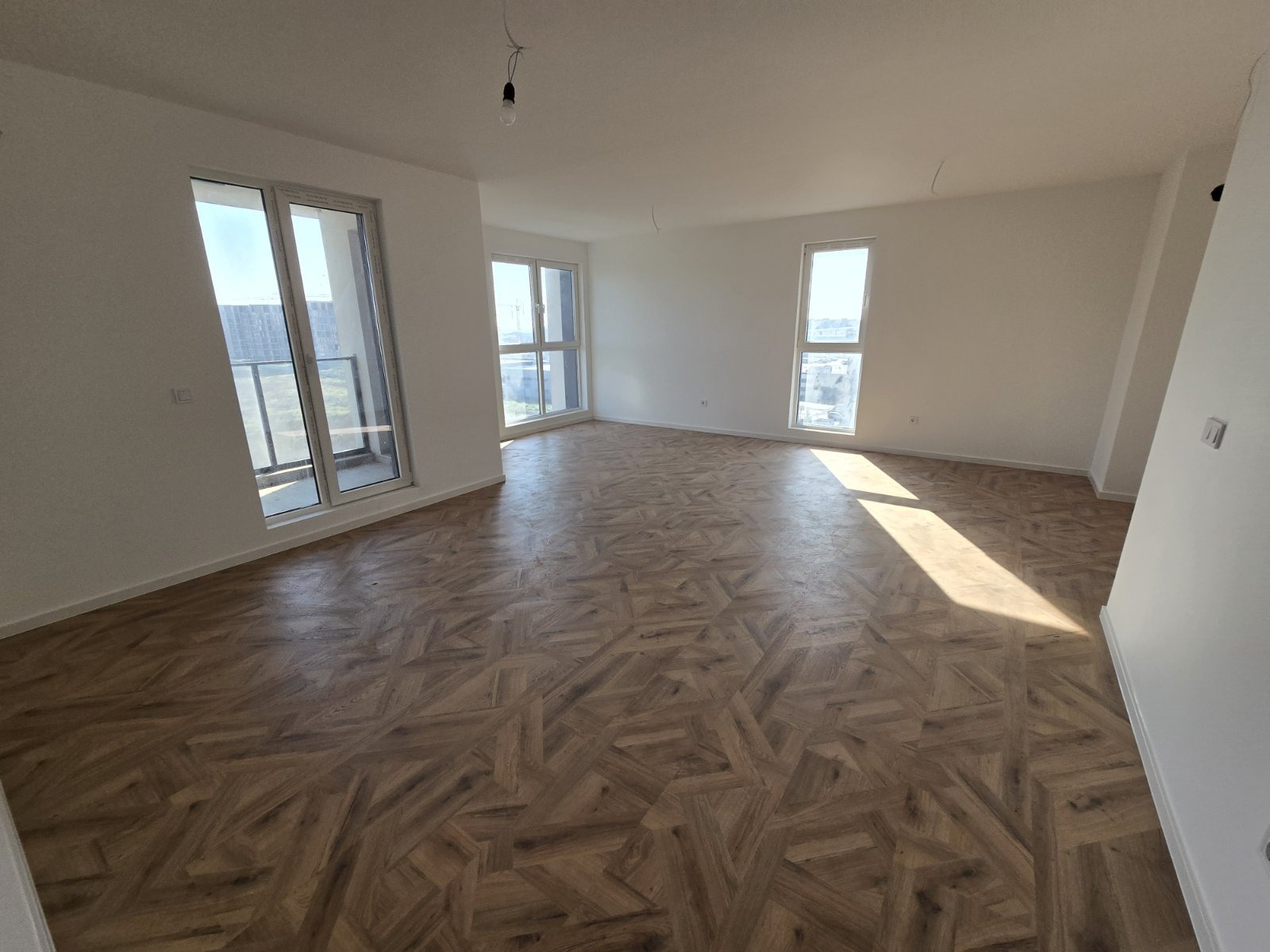 Продава МНОГОСТАЕН, гр. Бургас, област Бургас