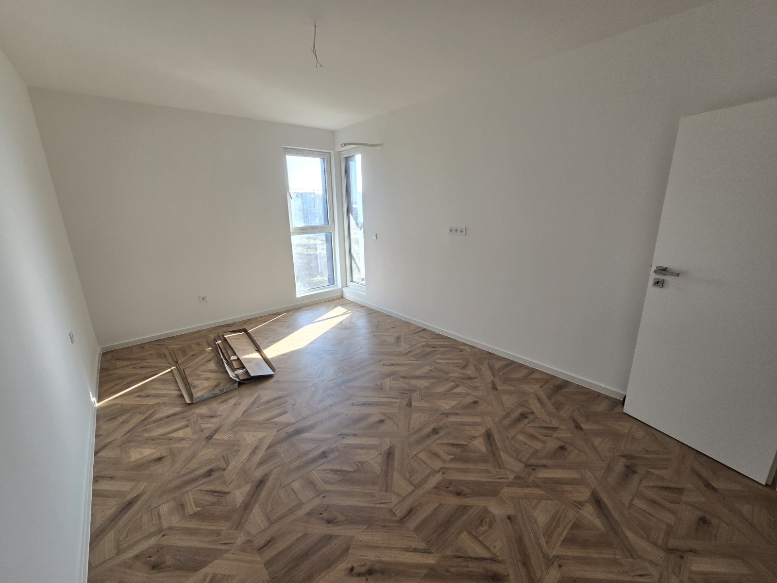 Продава МНОГОСТАЕН, гр. Бургас, област Бургас, снимка 5 - Апартаменти - 53266947