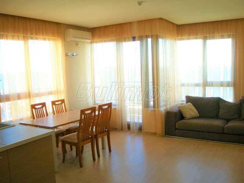 À venda  2 quartos Varna , k.k. Zlatni piasaci , 109 m² | 87823904 - imagem [2]