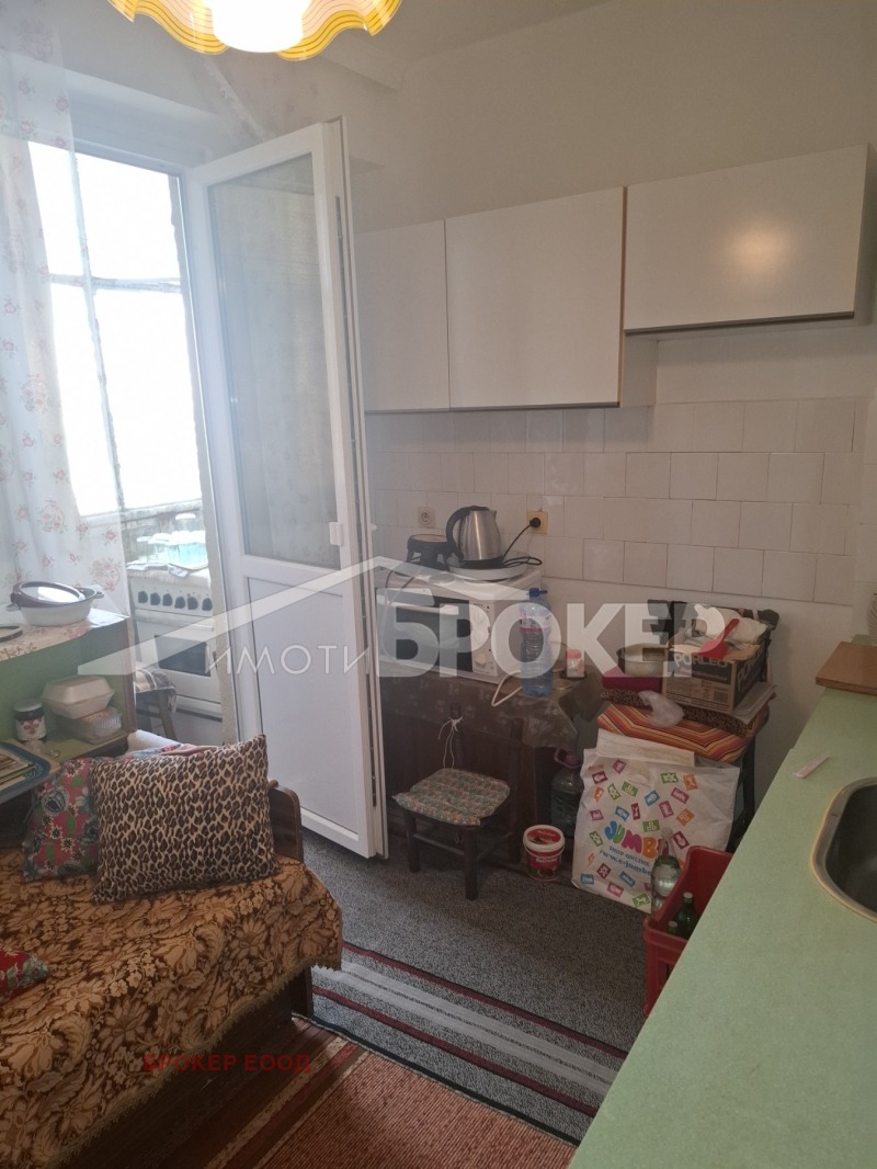 Продава 3-СТАЕН, гр. Сливен, Клуцохор, снимка 5 - Апартаменти - 52691106