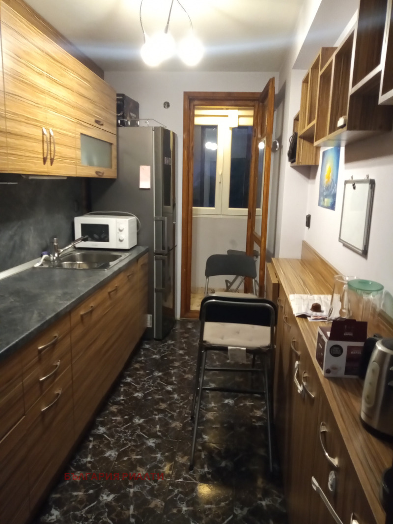 Продава 3-СТАЕН, гр. София, Център, снимка 4 - Апартаменти - 53030071