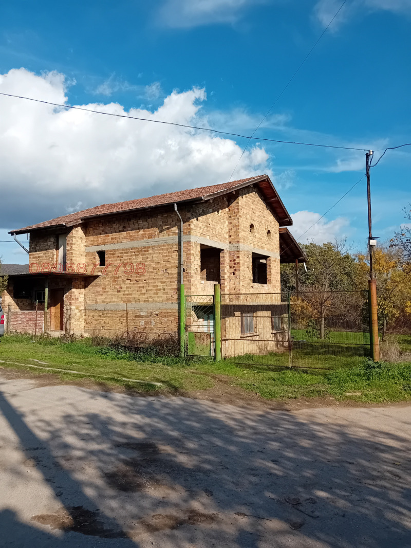 Продава КЪЩА, с. Колена, област Стара Загора