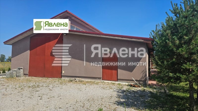 Продава ПРОМ. ПОМЕЩЕНИЕ, гр. Божурище, област София област, снимка 2 - Производствени сгради - 53078667