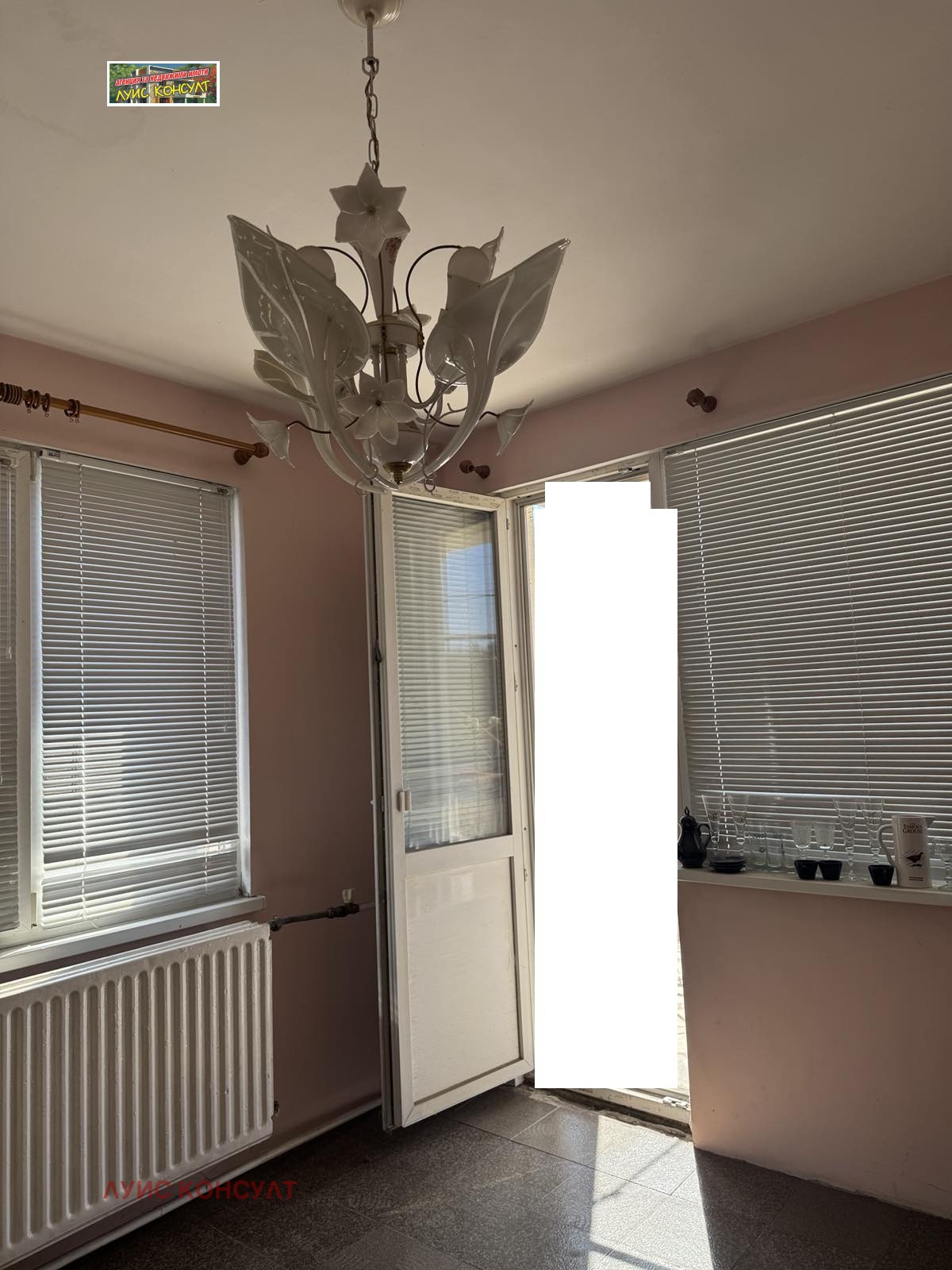 Продава ЕТАЖ ОТ КЪЩА, гр. Монтана, Широк център, снимка 2 - Етаж от къща - 53769053