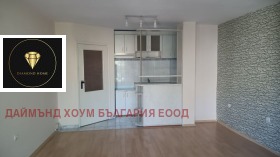 Продава 2-стаен град Пловдив Кючук Париж - [1] 