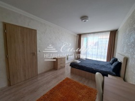 2 sypialnie Pazara, Szumen 5