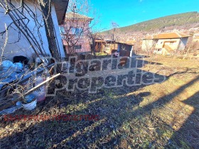 Casa Prisovo, regiunea Veliko Tarnovo 16