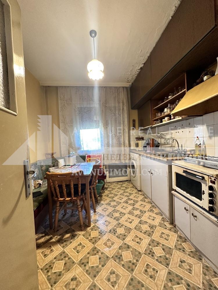 Продава 3-СТАЕН, гр. Пловдив, Център, снимка 2 - Апартаменти - 55907400