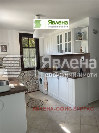 Продава КЪЩА, с. Варвара, област Бургас, снимка 4 - Къщи - 47514365