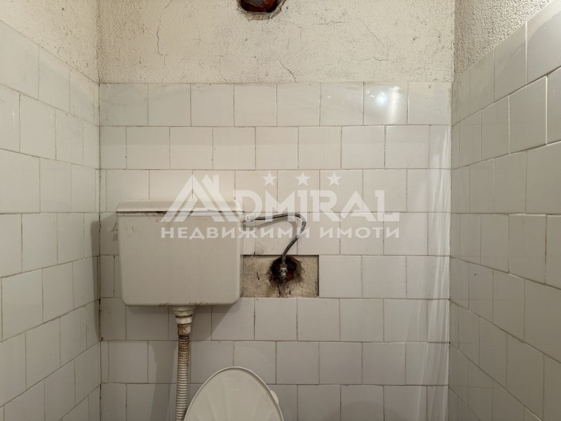 Продава КЪЩА, с. Чарган, област Ямбол, снимка 3 - Къщи - 53390503