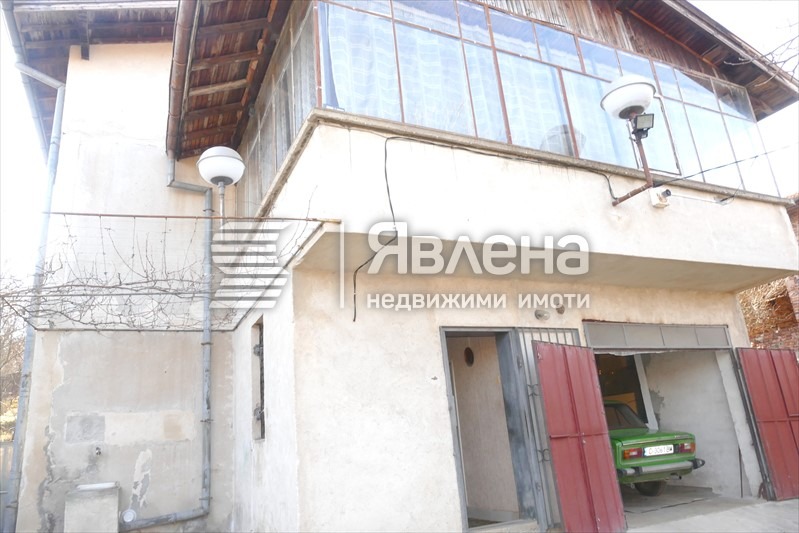 Продава КЪЩА, с. Извор, област София област, снимка 11 - Къщи - 55697406