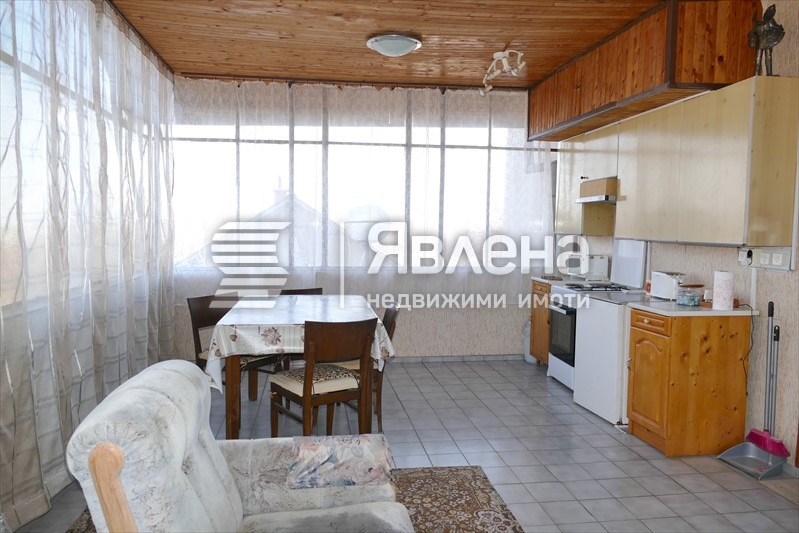 Продава КЪЩА, с. Извор, област София област, снимка 16 - Къщи - 55697406