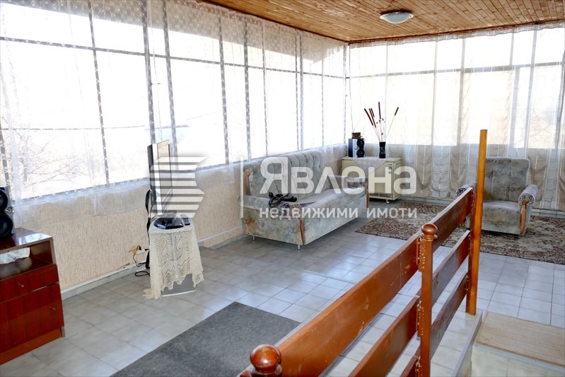 Продава КЪЩА, с. Извор, област София област, снимка 17 - Къщи - 55697406