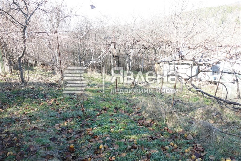Продава КЪЩА, с. Извор, област София област, снимка 2 - Къщи - 55697406