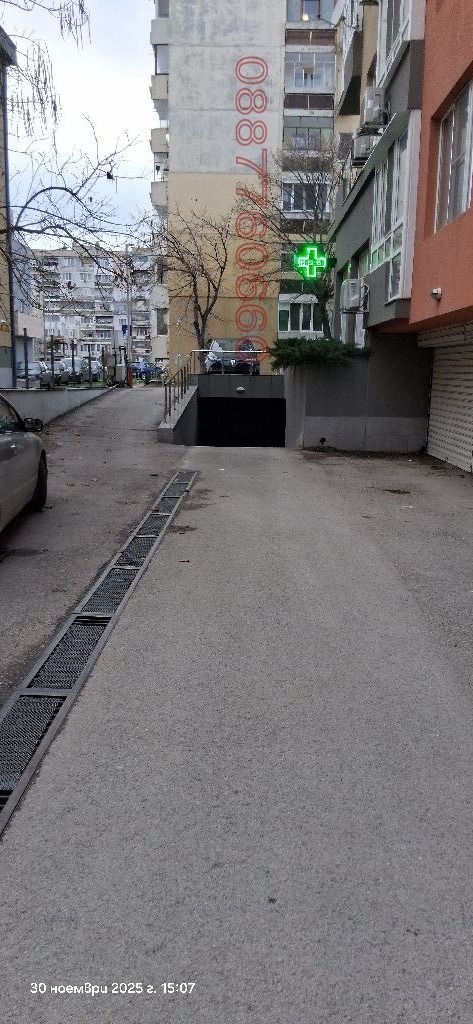 Продава ГАРАЖ, ПАРКОМЯСТО, гр. Варна, Кайсиева градина, снимка 8 - Гаражи и паркоместа - 52945855