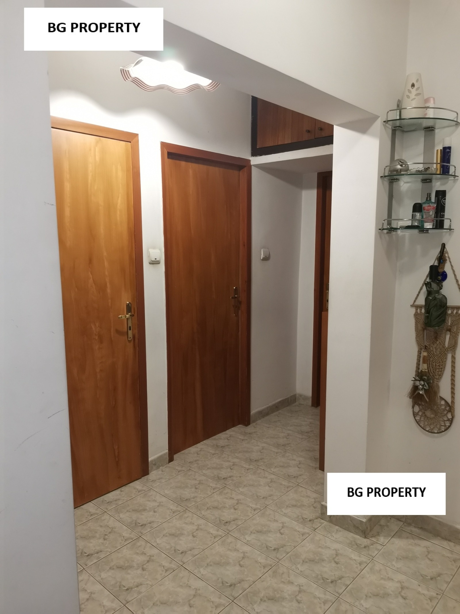 Продава 2-СТАЕН, гр. София, Света Троица, снимка 2 - Апартаменти - 52056344