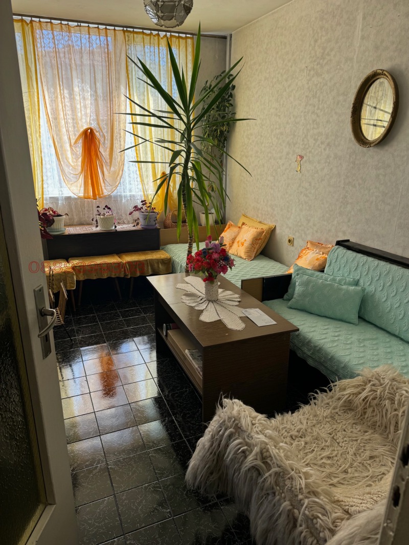 Продава 1-СТАЕН в град Смолян, Нов център - 37 кв.м / 48 000 € » 93 879.84 лв.