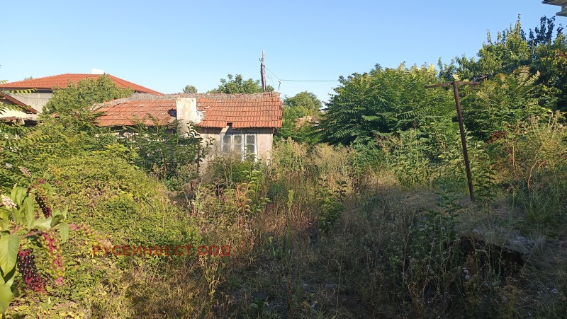 Продава КЪЩА в град Русе, Долапите - 39 кв.м / 26 000 € » 50 851.58 лв., РУСЕИНВЕСТ ООД