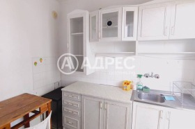 1 quarto Centar, Iambol 1