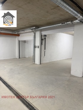 Garaj Ovcia cupel, Sofia