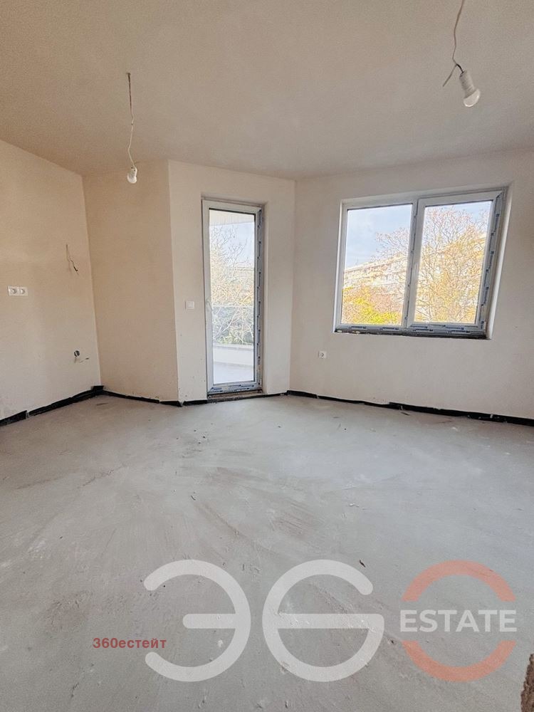 Продава 3-СТАЕН, гр. Варна, Базар Левски, снимка 3 - Апартаменти - 52469477