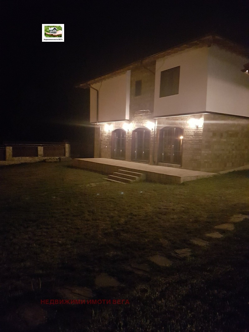 Na prodej  Dům oblast Veliko Tarnovo , Elena , 370 m2 | 56680438 - obraz [12]
