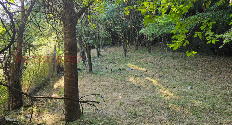 Продава ПАРЦЕЛ, с. Врачеш, област София област