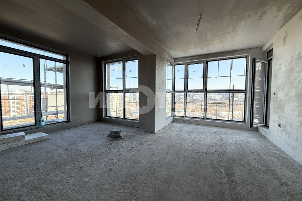 Продава 3-СТАЕН, гр. София, Младост 4