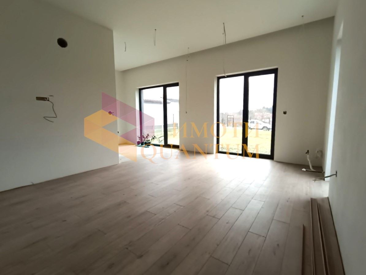 Продава КЪЩА, с. Приселци, област Варна, снимка 2 - Къщи - 54424236
