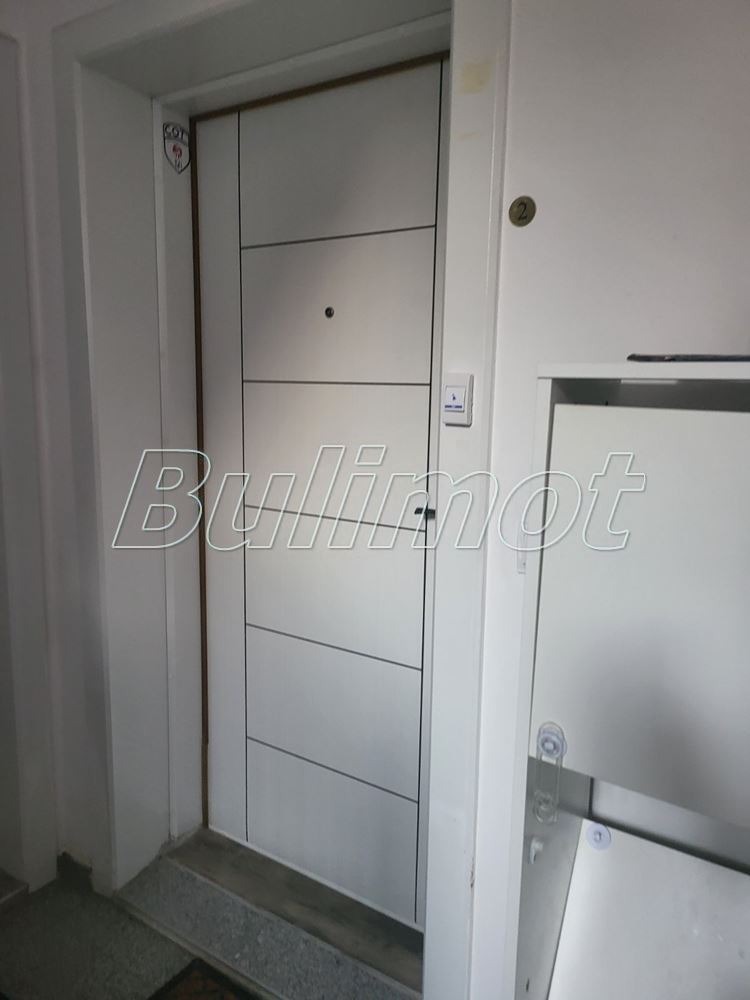 Til salgs  Studio Varna , m-t Dolna Traka , 37 kvm | 33413812 - bilde [3]