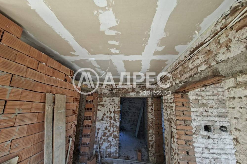 Продава КЪЩА, с. Динево, област Хасково, снимка 3 - Къщи - 55313850